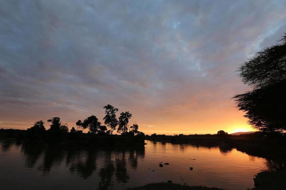 Mara River Lodge Aitong Ngoại thất bức ảnh